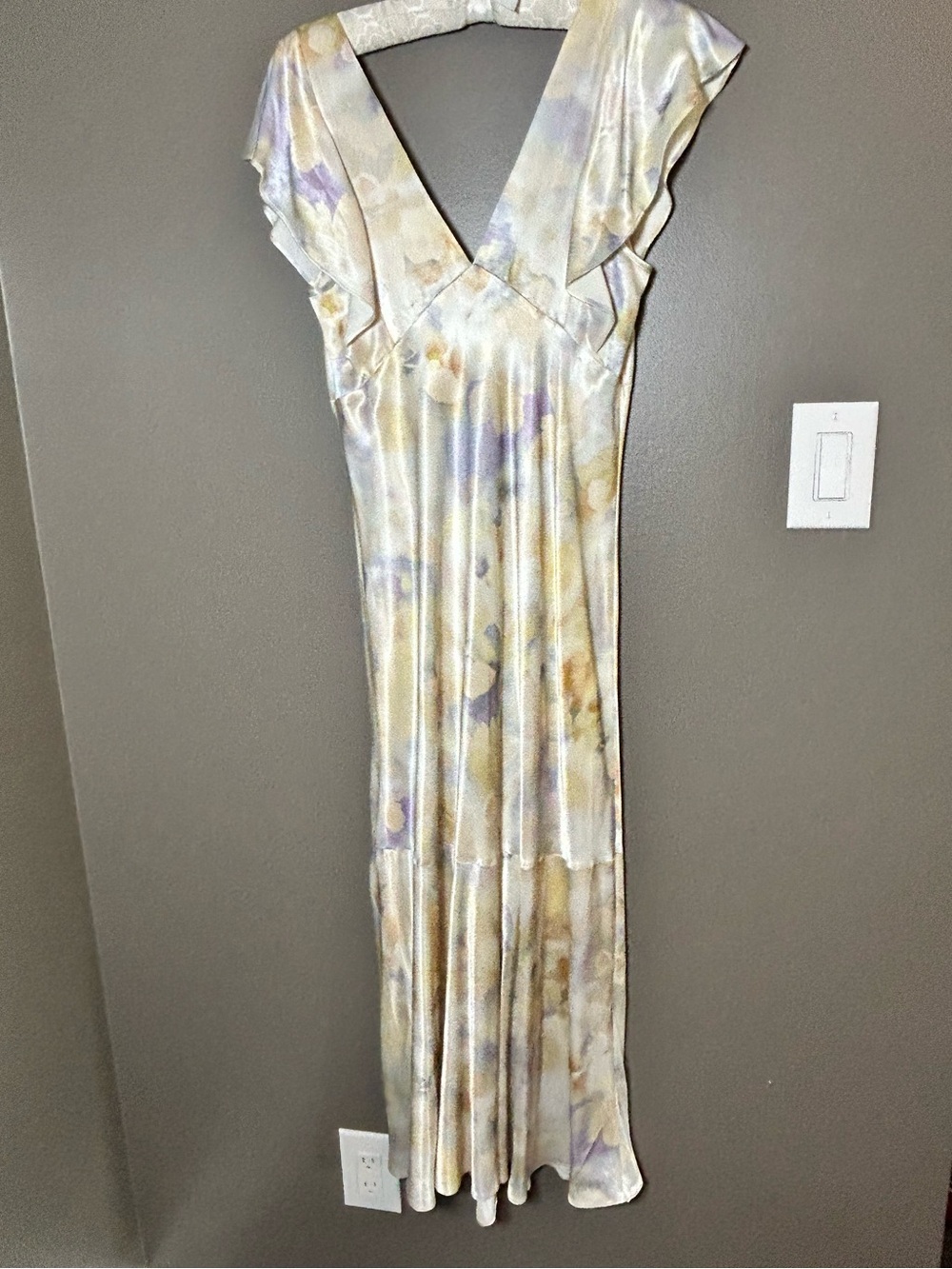 Rails’ Dina Satin V-Neck Maxi Dress Pastel Watercolor Print Size S